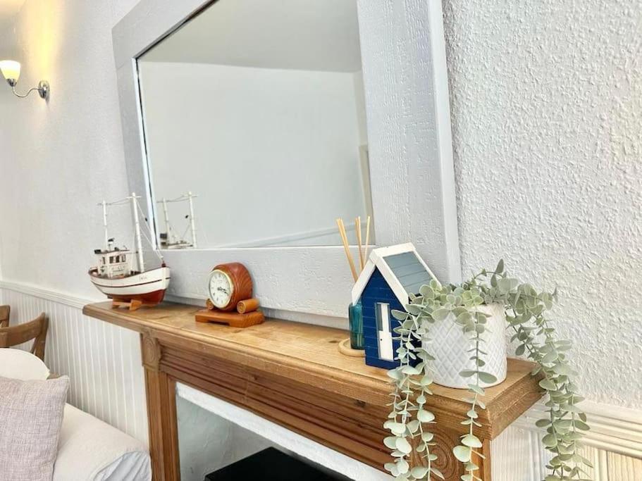 Ship Cottage Tenby Beach 50M Εξωτερικό φωτογραφία