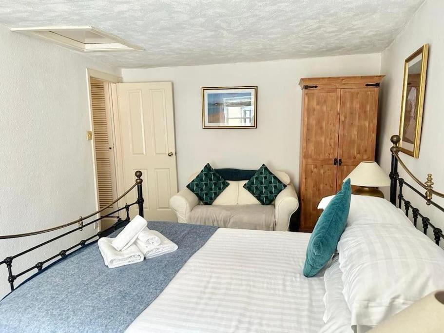 Ship Cottage Tenby Beach 50M Εξωτερικό φωτογραφία